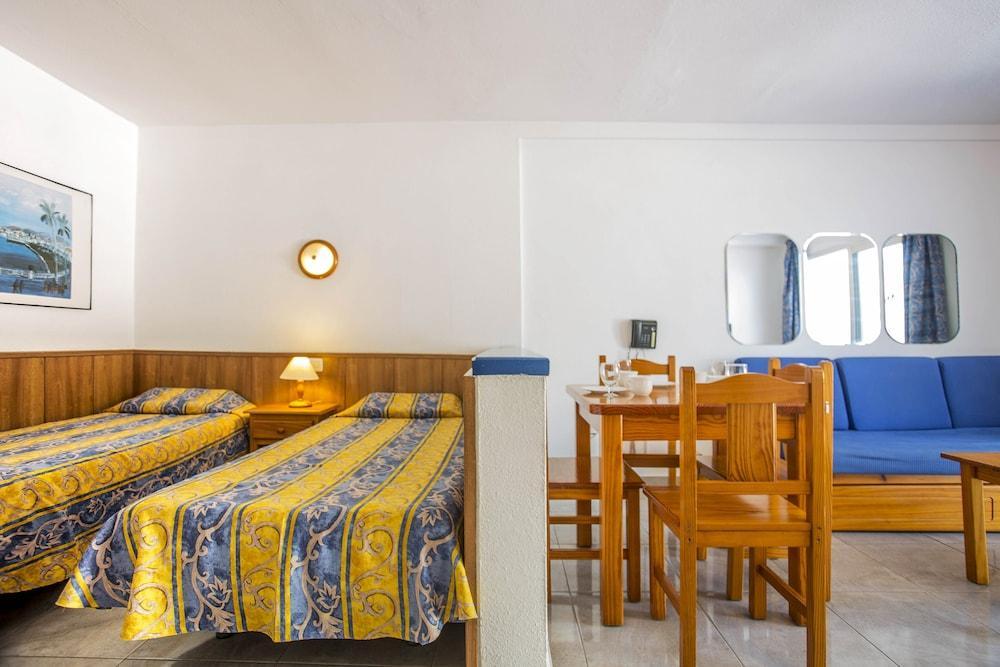Apartamentos Puerto Colon Club 阿德耶 外观 照片