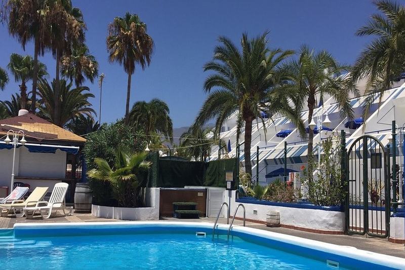 Apartamentos Puerto Colon Club 阿德耶 外观 照片